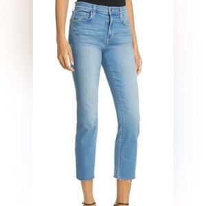 L'AGENCE Sada Slim Leg Cropped Jean Size 26
Camden Wash